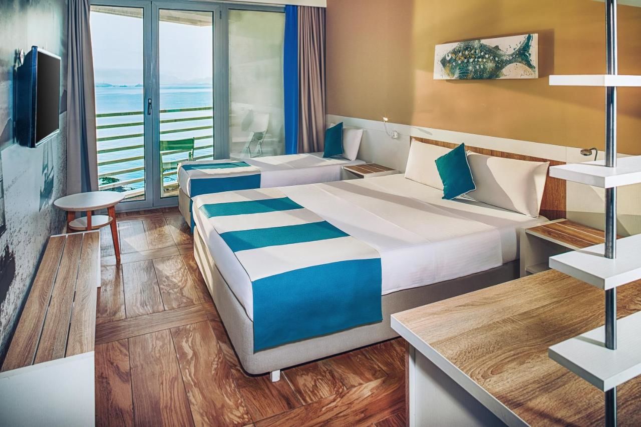 Отель Iberostar Bijela Delfin Биела-19