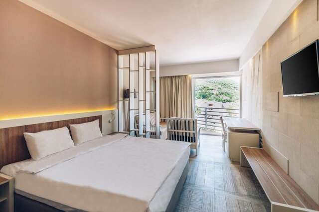 Отель Iberostar Bijela Delfin Биела-17